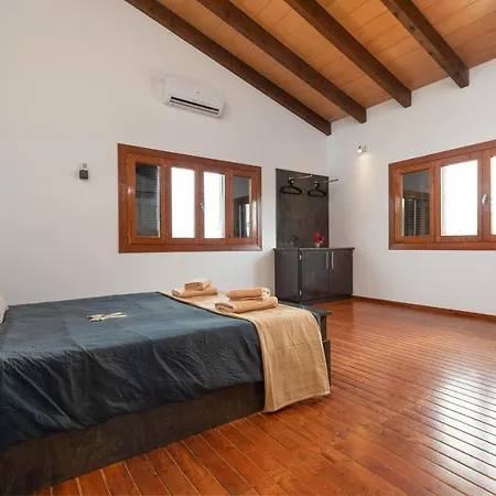 Villa Son Mieres -de Sa Font- *